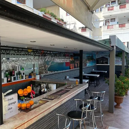 Hotel apartamentowy Cleopatra King