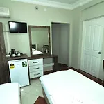 Cleopatra King 公寓式酒店 阿拉尼亚