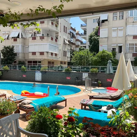 Ξενοδοχείο με διαμερίσματα Cleopatra King Αλάνια