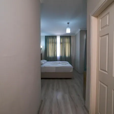 Cleopatra King Αλάνια