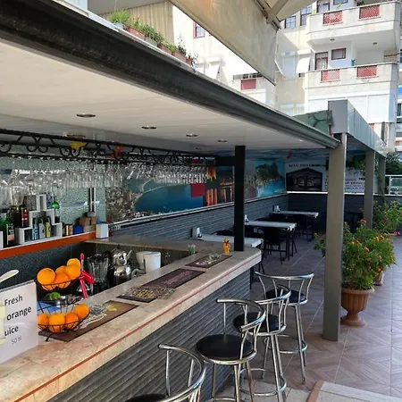 Aparthotel Cleopatra King 4*