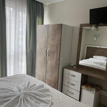 Cleopatra King Aparthotel