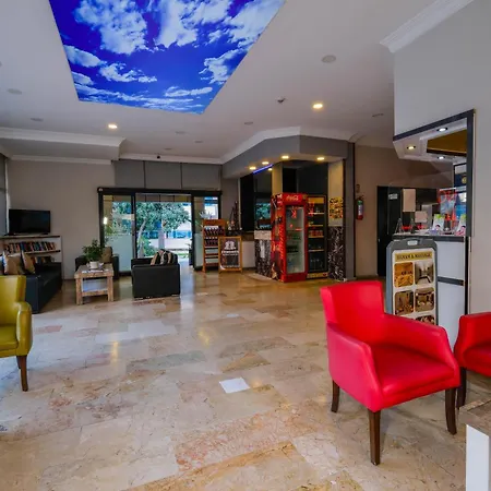 Cleopatra King Apartmanhotel 4*