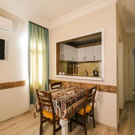 Apartmanhotel Cleopatra King 4*