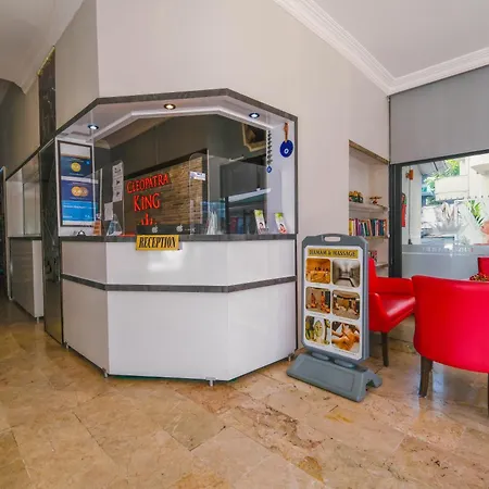 Cleopatra King Apartmanhotel 4*