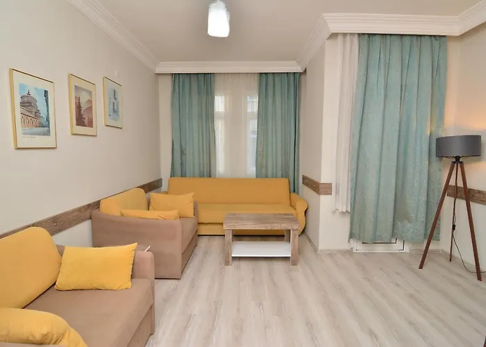 Cleopatra King Aparthotel