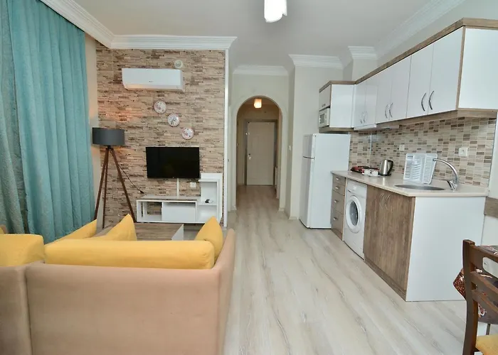 Cleopatra King Aparthotel 4*