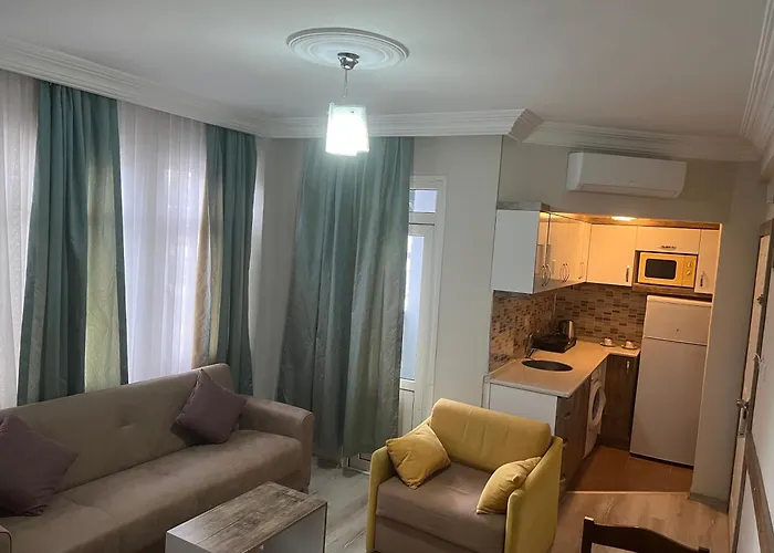 Cleopatra King Aparthotel 4*