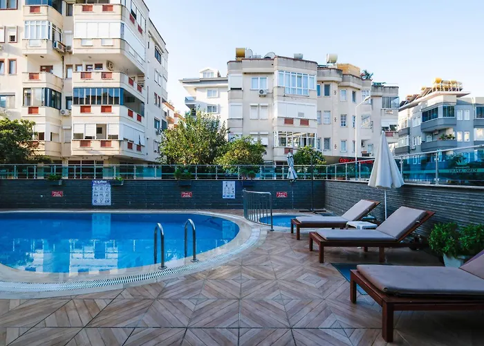 Aparthotel Cleopatra King 4*