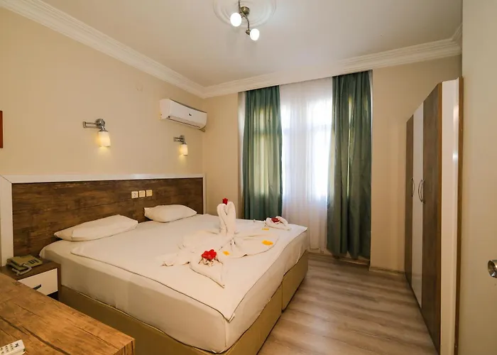 Aparthotel Cleopatra King 4*