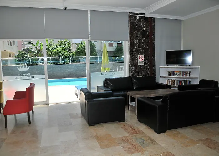 Cleopatra King Aparthotel