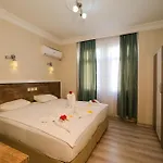 Aparthotel Cleopatra King 4*