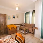 Cleopatra King Aparthotel